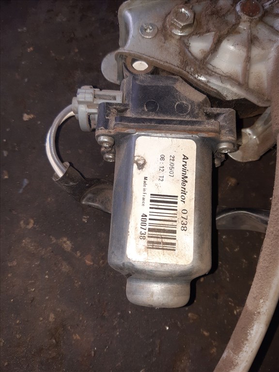 Renault Master 03-10 Jobb Elsõ Ablakemelõ Szerkezet Elektromos 8200467967 5. kép