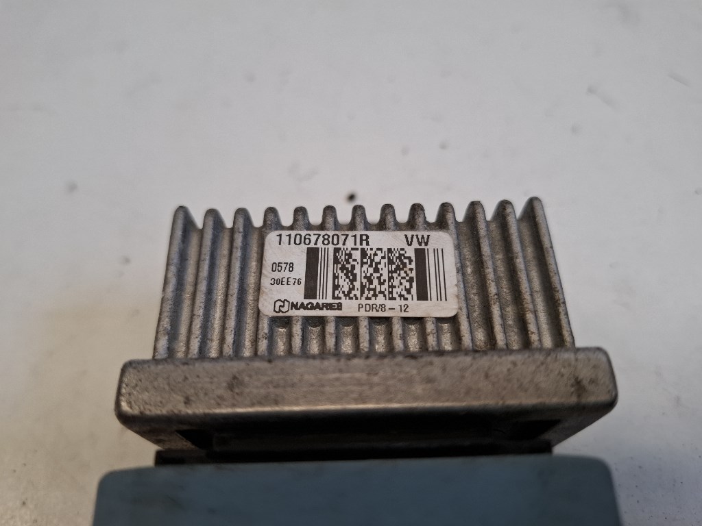 Renault Clio  izzítórelé 110678071R 3. kép