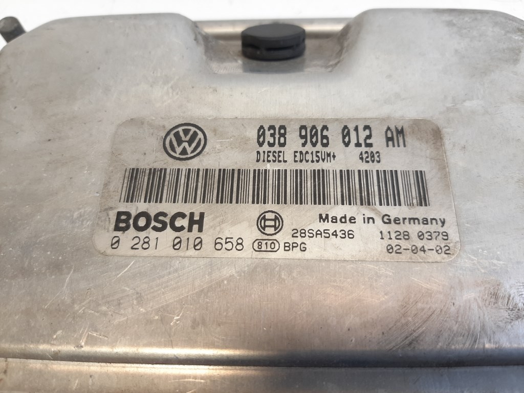 Volkswagen Polo (9N) motorvezérlõ 038906012AM 0281010658 3. kép