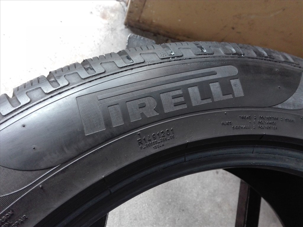 235/55R18 Pirelli téli gumi garnitúra 235/55 r18 7. kép