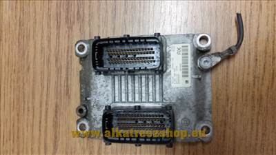 Motorvezérlő elekt.55557933 AX