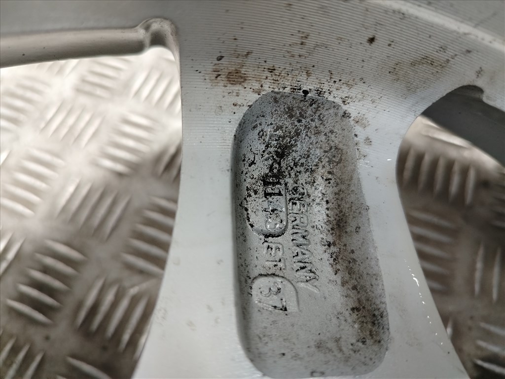  Swift I/Laguna I/Mitsubishi Lancer 14" alufelni, 175/65r14 Barum négyévszakos gumi(külön is) 7. kép