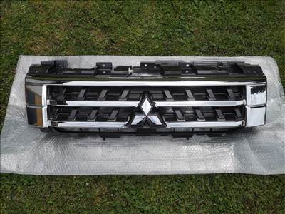 Mitsubishi Pajero vadonatúj hűtőrács