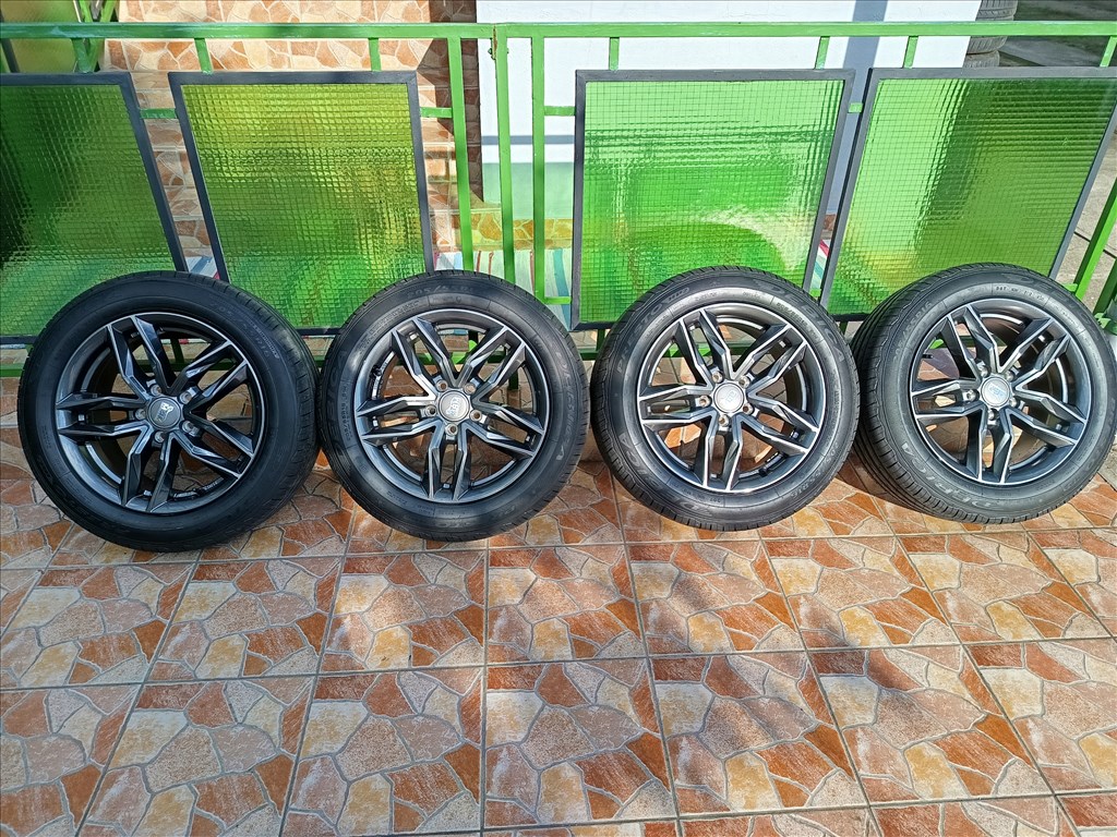  MAM RS3 grafit alufelni, 5x108, 7x16, et45 + 30km-es Debica 205/55 r16 2. kép