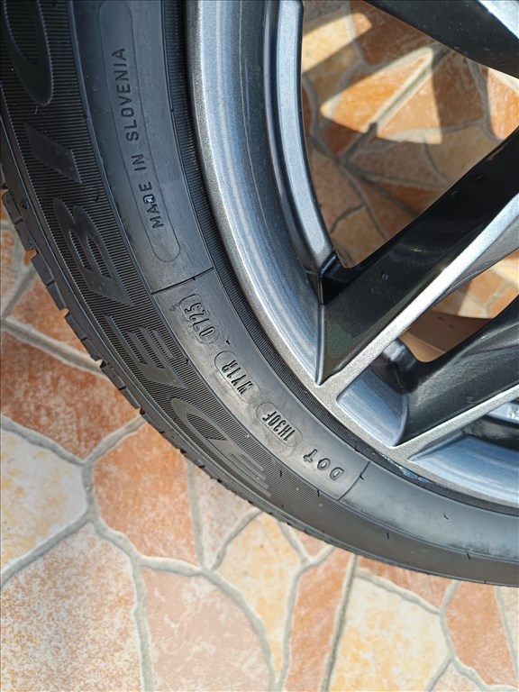  MAM RS3 grafit alufelni, 5x108, 7x16, et45 + 30km-es Debica 205/55 r16 4. kép