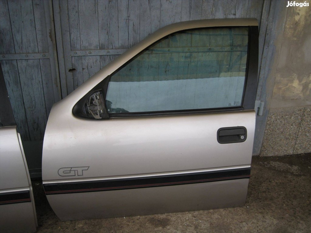 Opel Vectra A bal első ajtó 1. kép