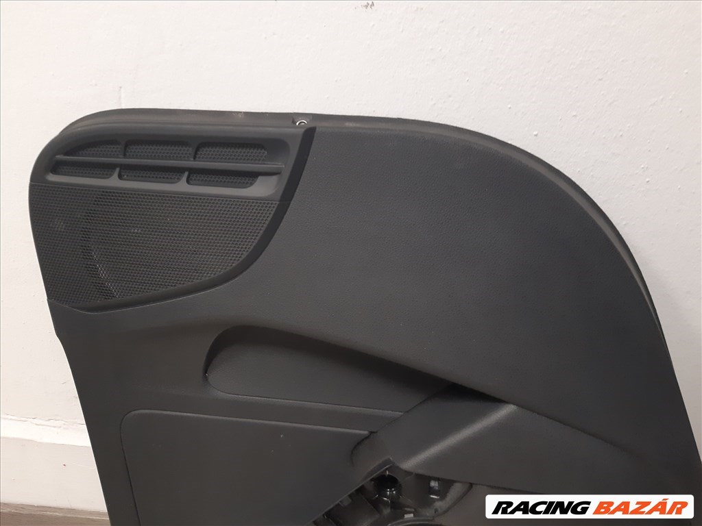 Volkswagen Polo VI bal hátsó ajtókárpit  6r6867211 4. kép