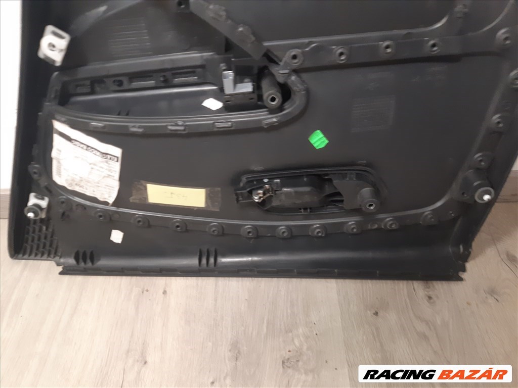 Volkswagen Polo VI bal hátsó ajtókárpit  6r6867211 7. kép