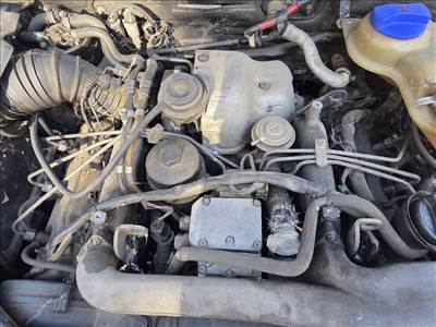 Audi A6 (C5 - 4B) Avant 2.5 TDI adagoló 