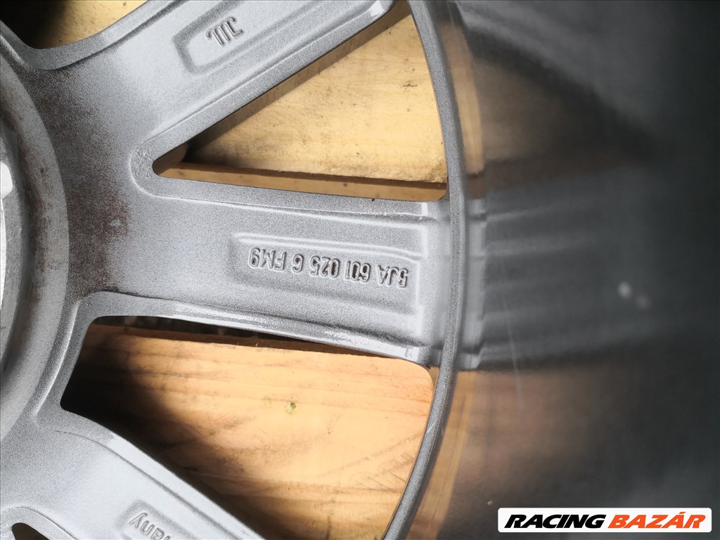 Skoda 16-os gyári alufelni pótkeréknek  8. kép