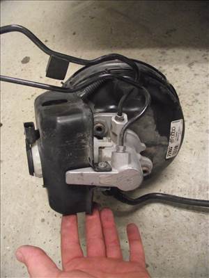 Audi A4 B8 szervó fékdob vákumdob 2008-2015 8k0612103l