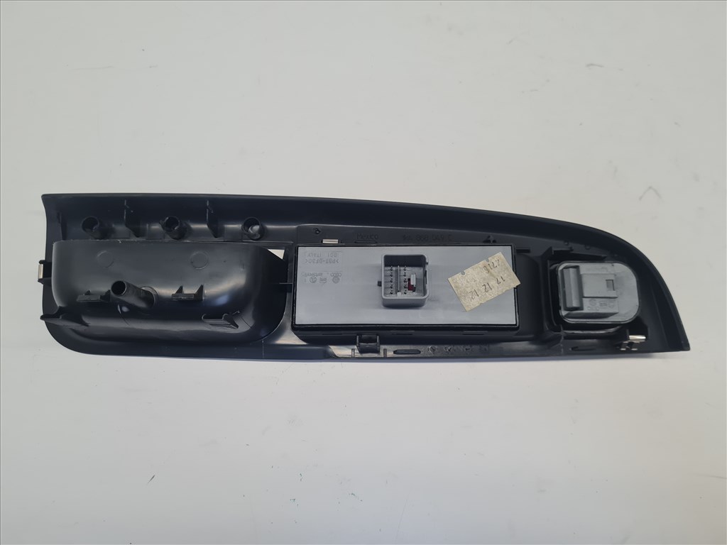 Volkswagen Golf VI kombi bal első ajtóbehúzó (25321, 25322) 1k4868049c 1k4959857b 5. kép