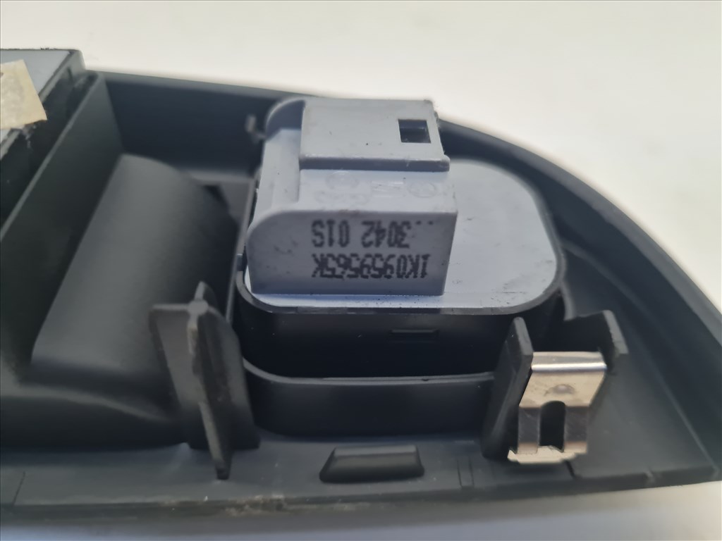 Volkswagen Golf VI kombi bal első ajtóbehúzó (25321, 25322) 1k4868049c 1k4959857b 6. kép