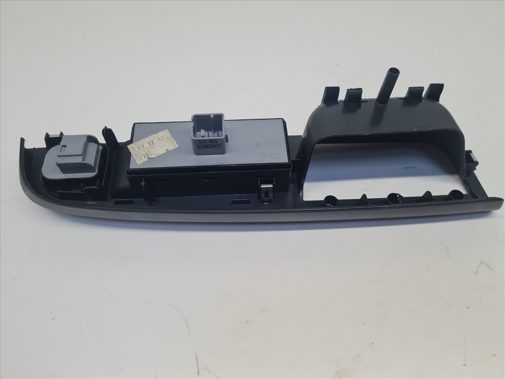 Volkswagen Golf VI kombi bal első ajtóbehúzó (25321, 25322) 1k4868049c 1k4959857b 9. kép