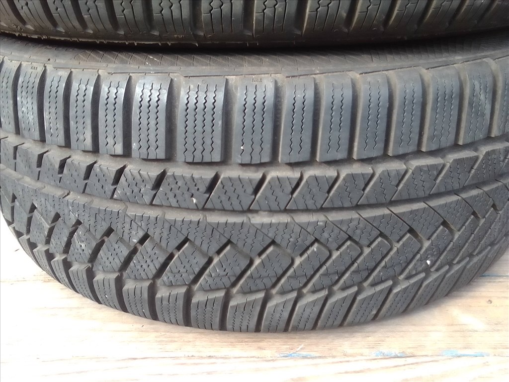  225/40R18 Continental újszerű téli gumi  4. kép
