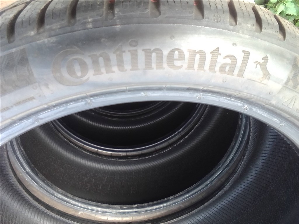  225/40R18 Continental újszerű téli gumi  6. kép