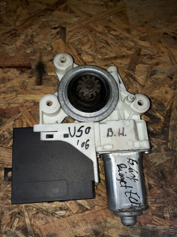 Volvo V50 Bal Hátsó Ablakemelõ Motor 30739182 AC 2. kép