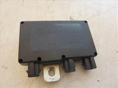 Bmw E46 4 ajtós (E46) antennaerősítő (antenna erősítő) 65248380944