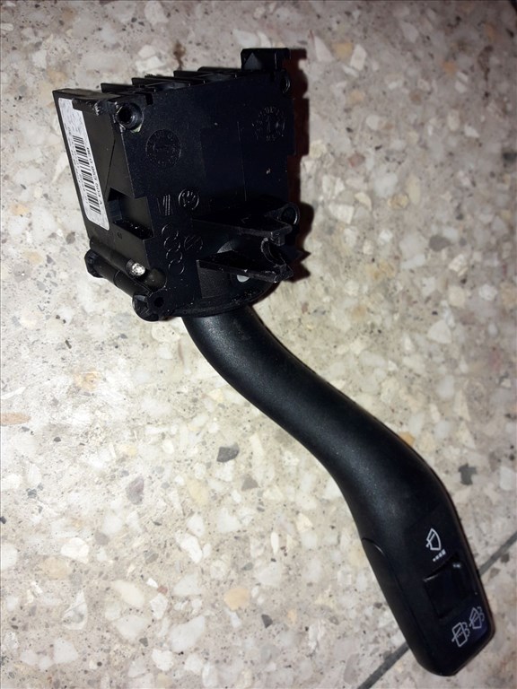 Audi A4 B6 Ablaktörlõ Kapcsoló 8E0 953 503 A 1. kép