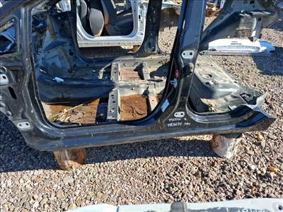 Ford Fiesta 5 ajtós bal küszöb