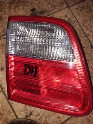 Mercedes E W210 Bal Hátsó Lámpa A 210 820 59 64