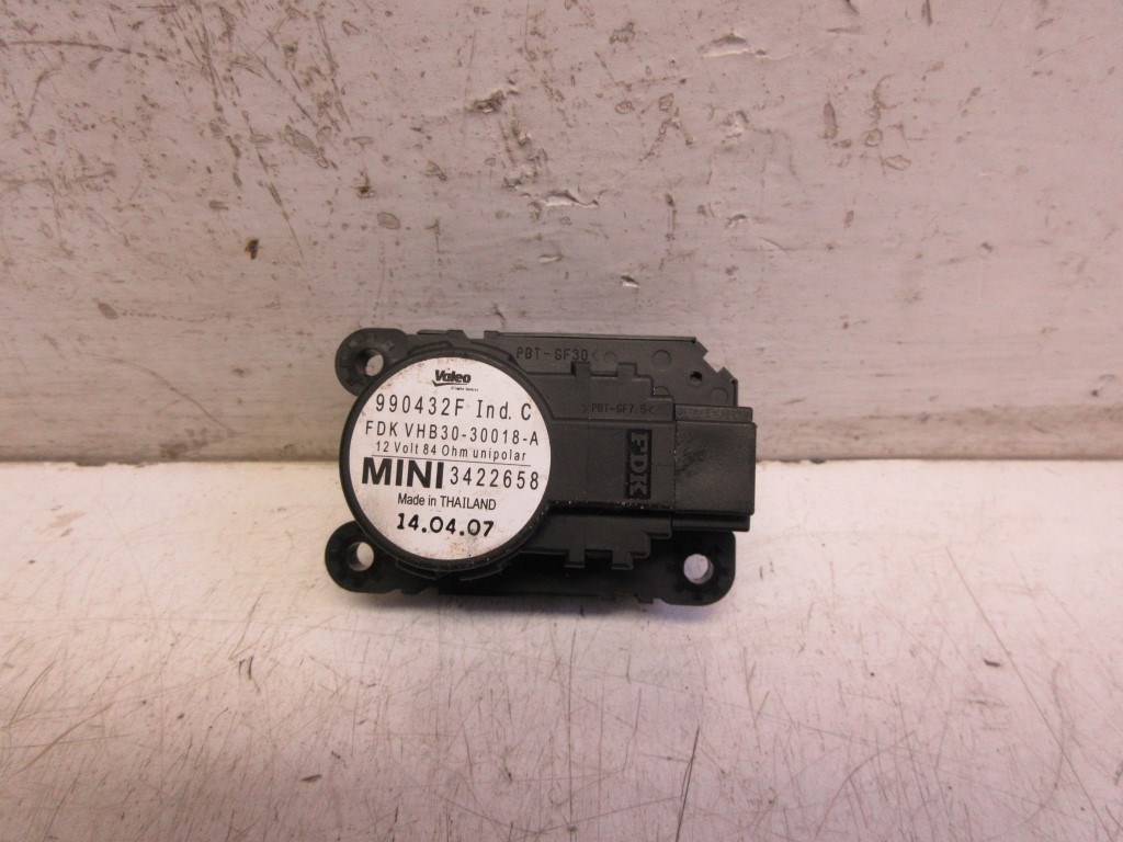 Mini cooper (R56) fûtés állító motor 990432F 2. kép