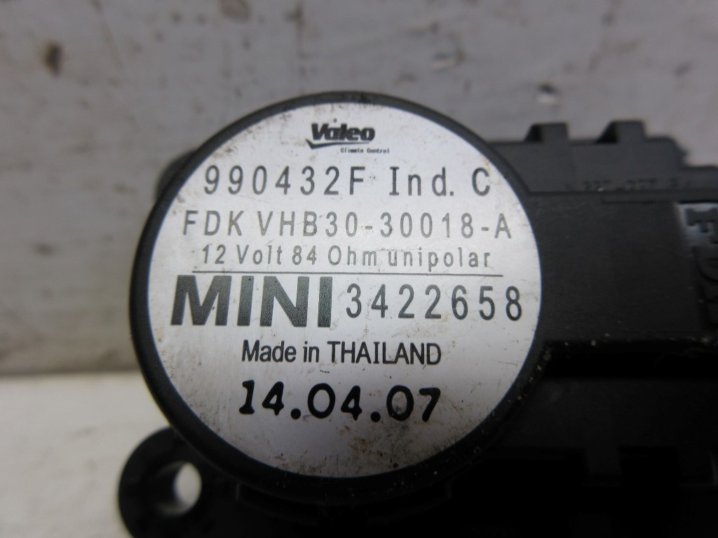 Mini cooper (R56) fûtés állító motor 990432F 3. kép