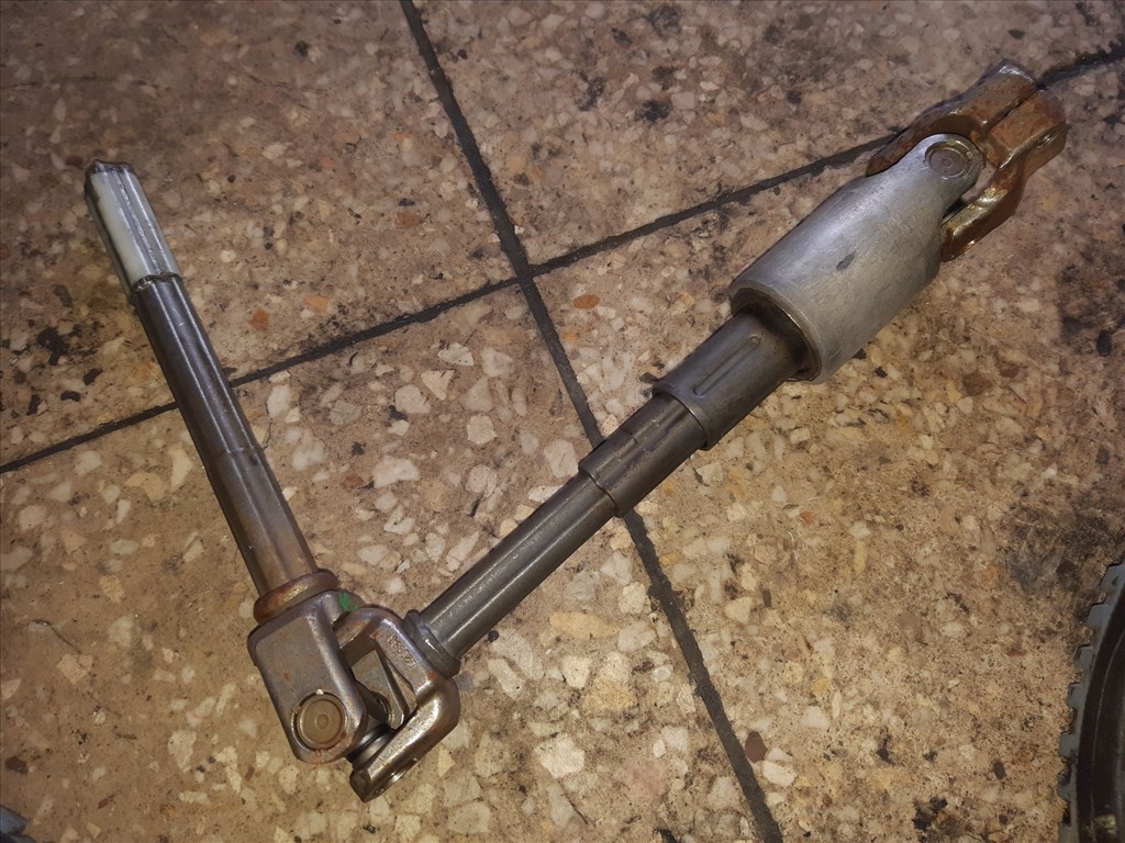 Audi A4 B6 Kormánykardán 1. kép