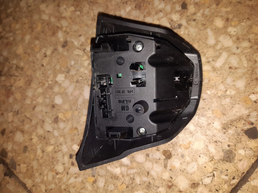 Opel Corsa D Jobb Multikormány Kapcsoló 13222331 2. kép