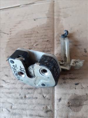 Renault Master Jobb Tolóajtó Zárszerkezet