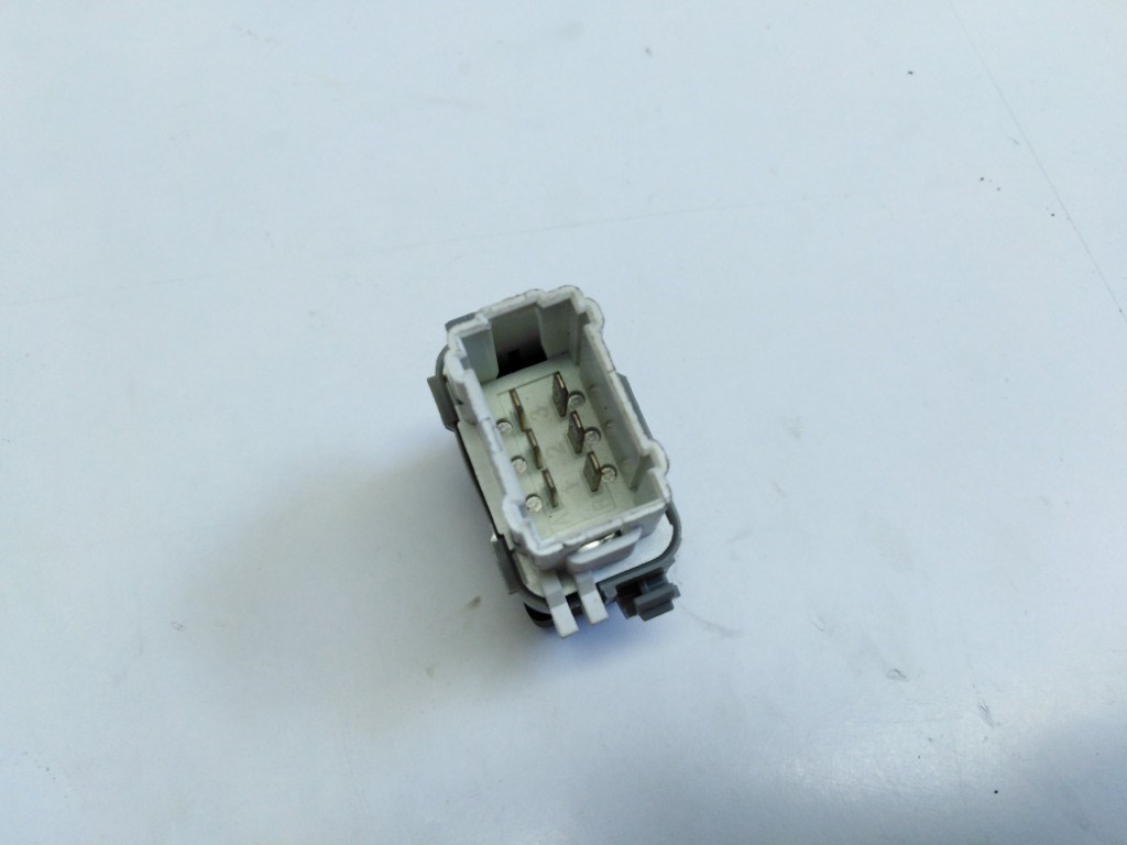 Renault Megane cabrio bal elsõ ablakemelõ gyerekzár 431194A 2. kép