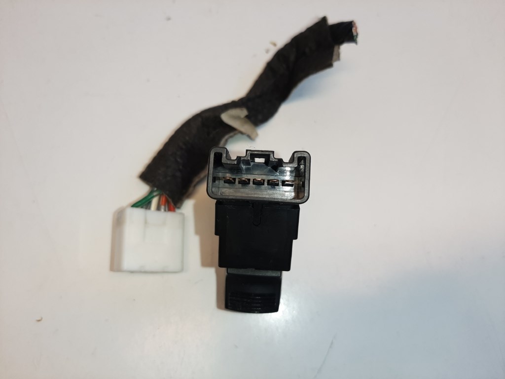 Suzuki Swift (RS) jobb elsõ ablakemelõ kapcsoló 2. kép