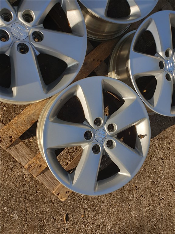 17" 5x114,3 Suzuki Vitara 3. kép