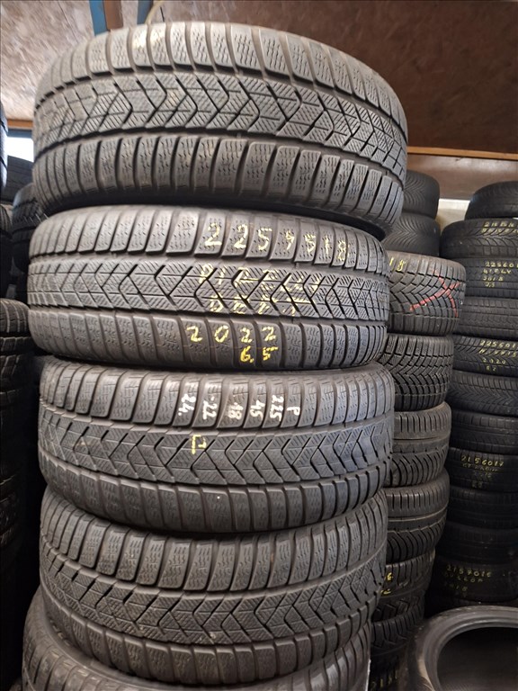  225/45/18" def.tűrő Pirelli téli gumi  2. kép