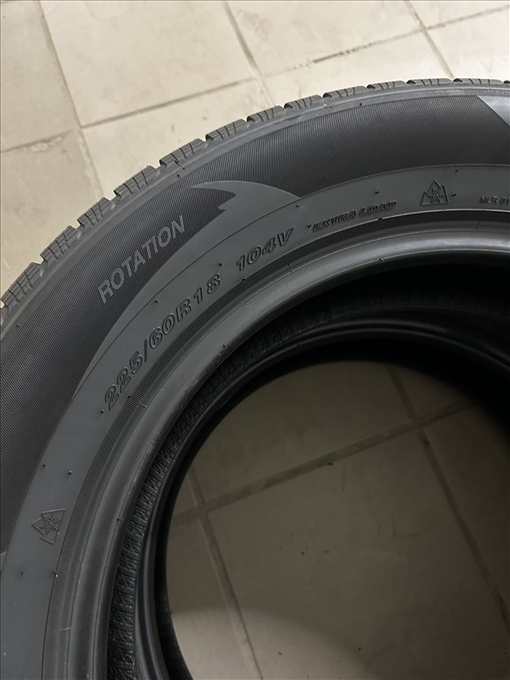 225/60R18 4db téli Goodride SW608 gumi suv 225/60 R18 225 60 18 CRV téligumi 3. kép