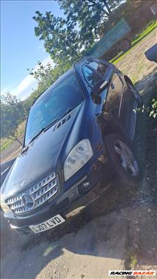 Mercedes ML 320 bontott alkatrészei vagy egyben bontásra eladó