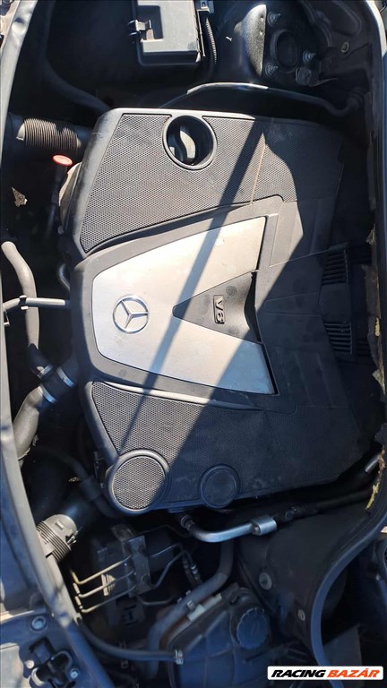Mercedes ML 320 bontott alkatrészei vagy egyben bontásra eladó 7. kép