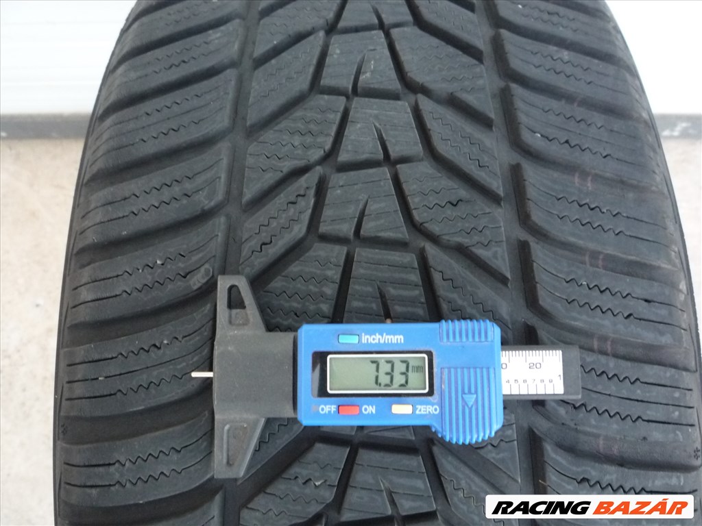 235/50R18 Hankook téli 2db újszerű állapotban olcsón eladó! 1. kép