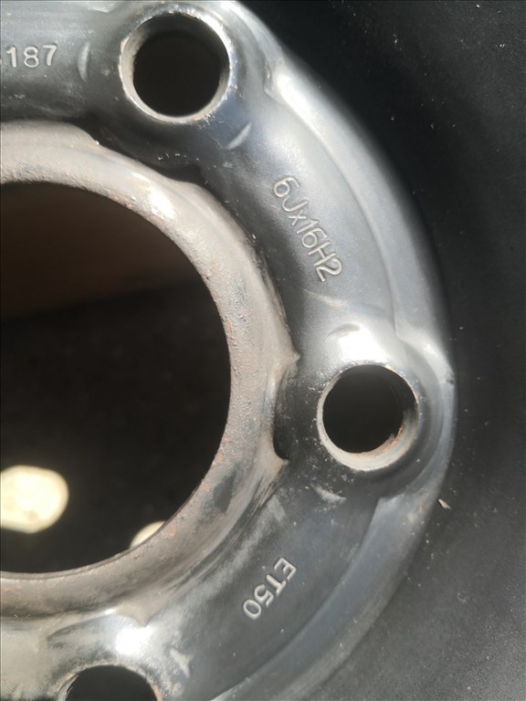 Trafic / Vivaro 16-os kerék 5x114.3-as lyukosztású  2. kép