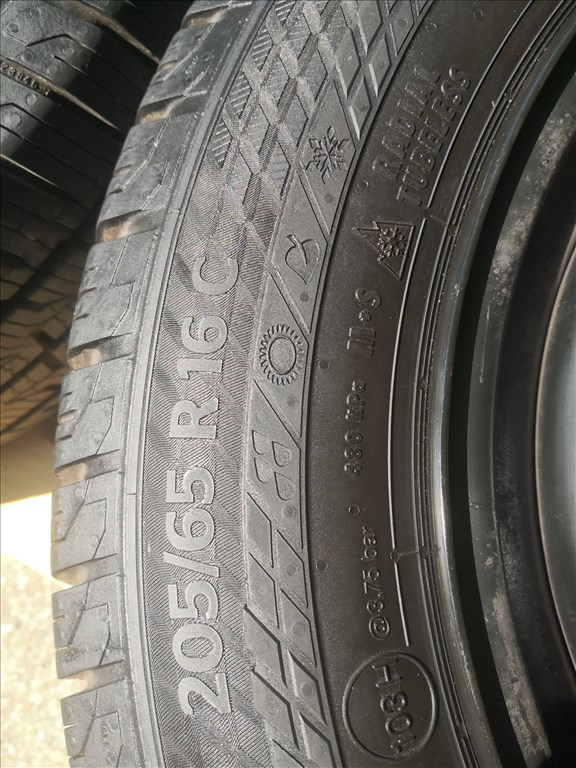 Trafic / Vivaro 16-os kerék 5x114.3-as lyukosztású  8. kép