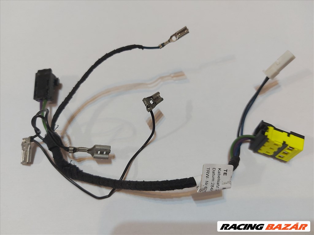 BMW 1-es, F20,F21, 2-es, F22, 3-as, F30,F31, 4-es, F32,F33 légzsák átvezető kábel, csatlakozó 6854768 2141408 2. kép