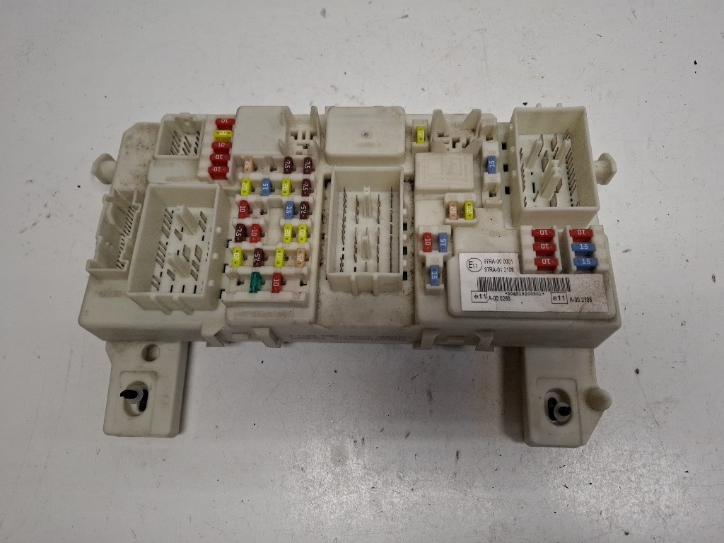 Ford Focus  biztosítéktábla utastér 7M5T14A073JG 1. kép