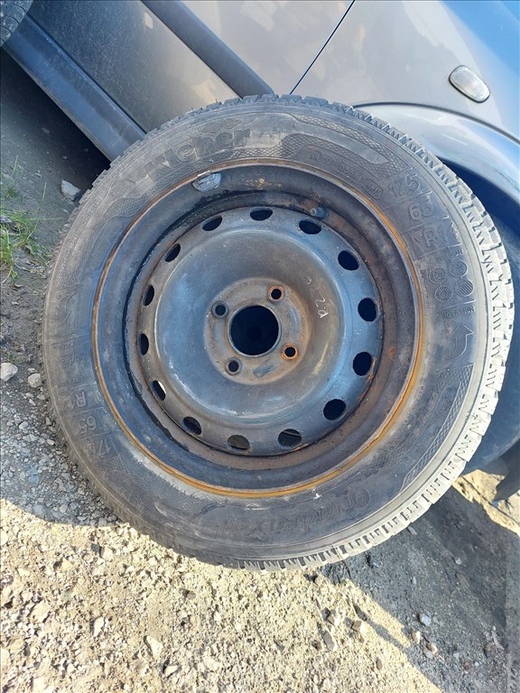  175/65 14" Kleber gumi 3. kép