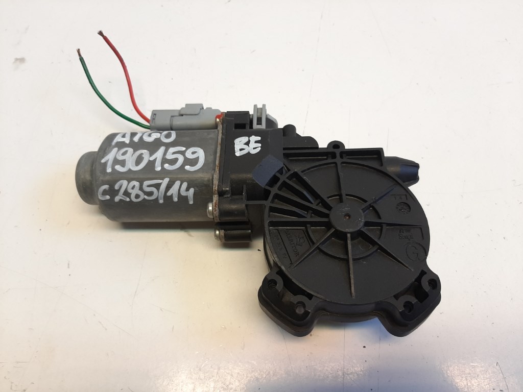 Toyota Aygo (AB10) bal elsõ ablakemelõ motor 2. kép