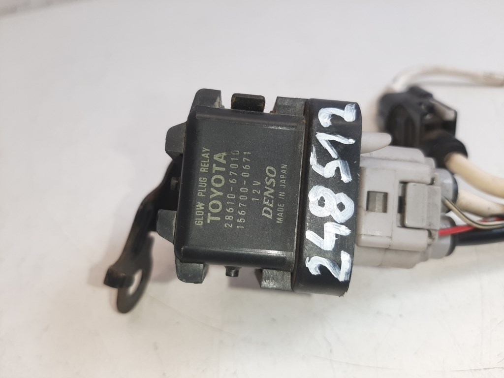 Toyota Verso  izzítórelé 2861067010 1567000671 2. kép