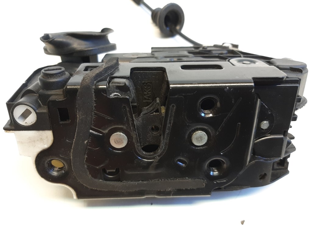 Volkswagen Golf VI 5 ajtós bal hátsó ajtózár 5K4839015B 3. kép