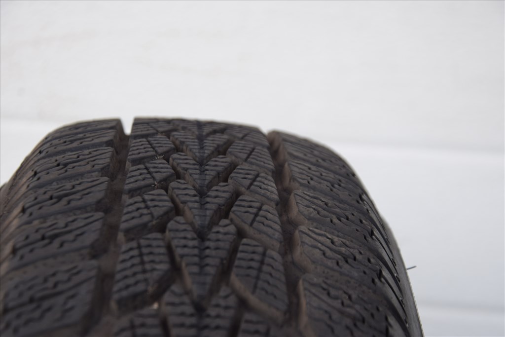 VW Lupo  4x100 lyukosztású 14" gyári felni lemezfelni, rajta 165/70 újszerű Dunlop téli gumi 10. kép