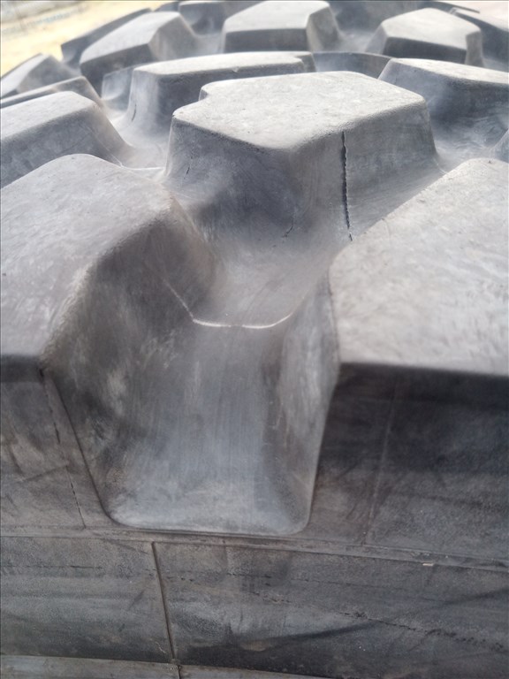 14.00 R20 használt Michelin XZL 14 r20 14.00x20 14,00r20 5. kép