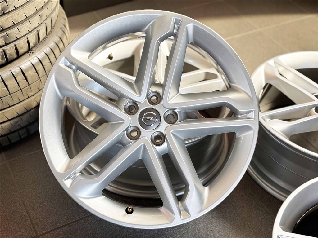  Opel 19" 5x105 gyári alufelni eladó 19 coll Mokka Astra 7. kép
