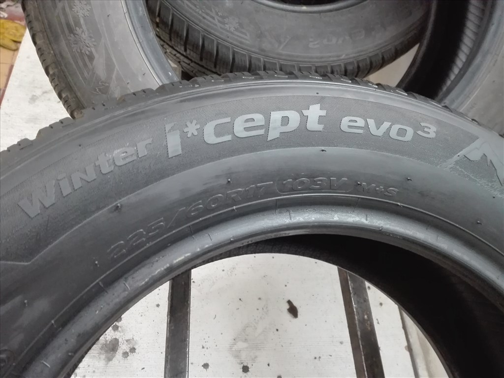 225/60R17 Hankook téli gumi garnitúra 225/60 r17 8. kép